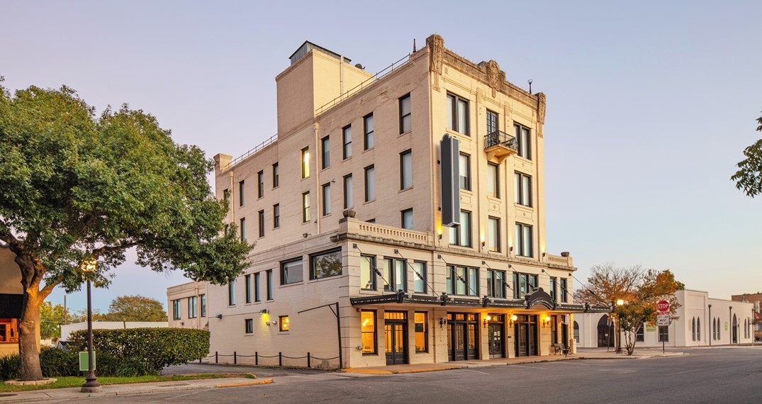 Landmark Hotel on River St.