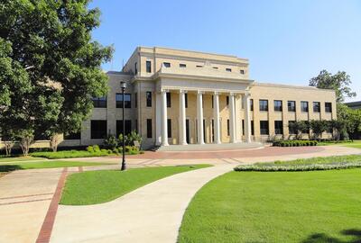 Administration Building on the Austin College campus